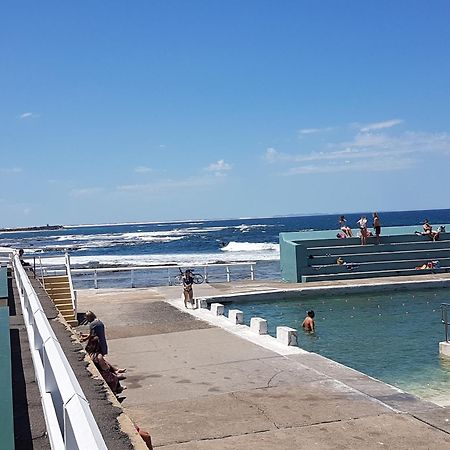 Arena Luxury Beachfront Apartment Newcastle Exterior foto